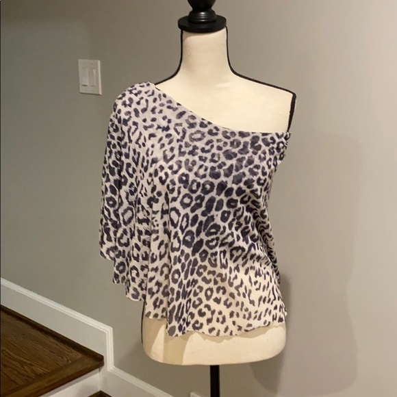 One Shoulder Leopard Print Blouse - Picture 1 of 3